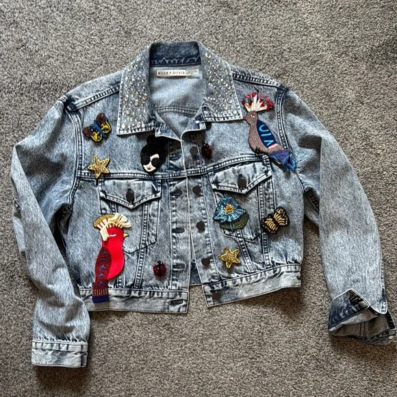 Alice + Olivia cropped denim jacket - Picture 2 of 4